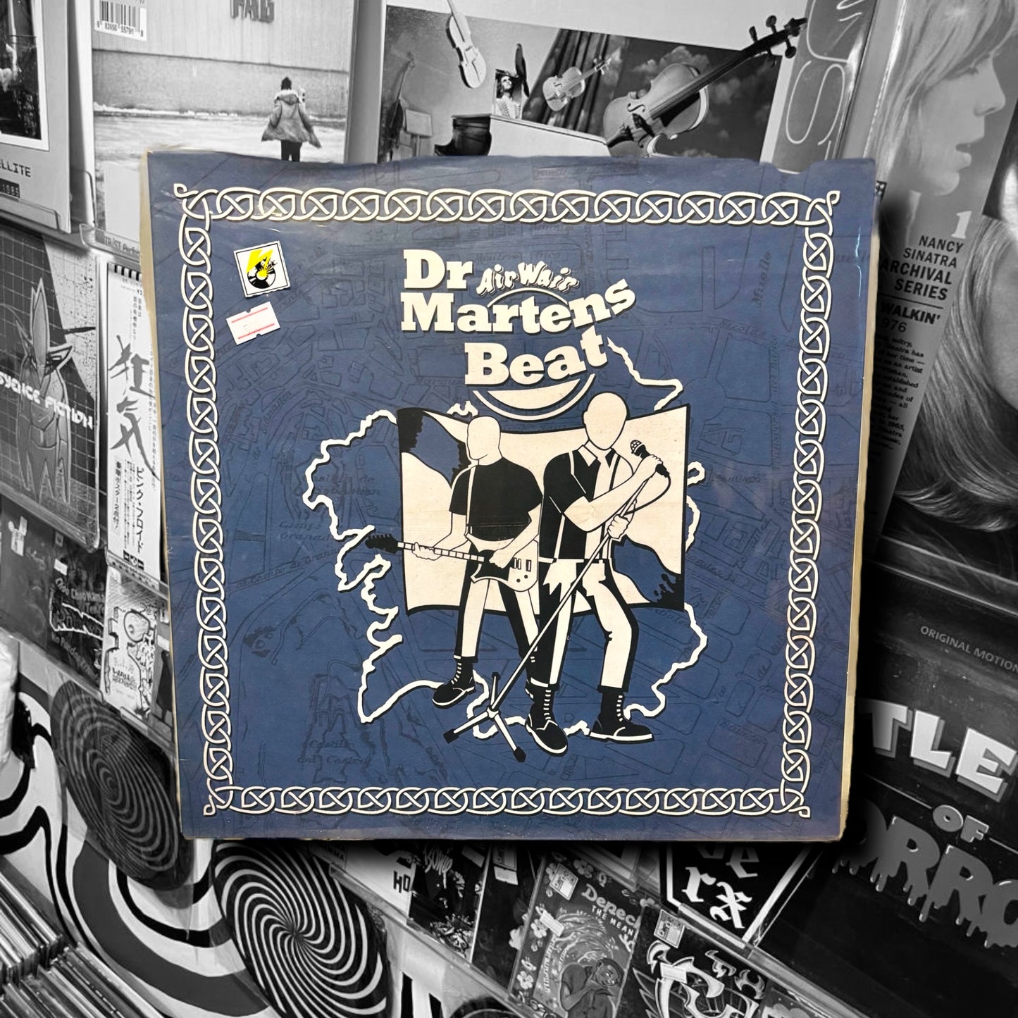 DR.MARTENS BEAT - SMASH THEM UP