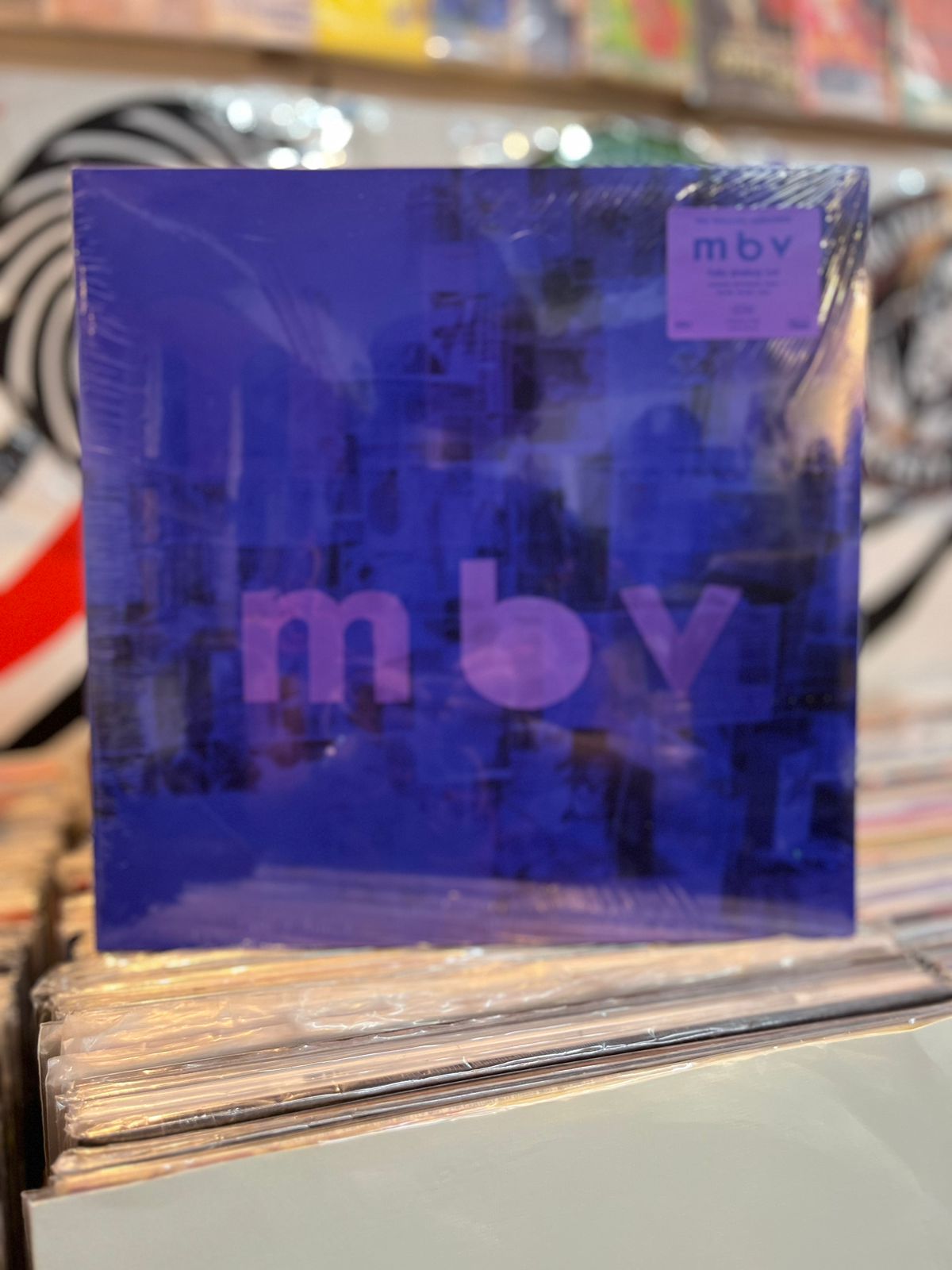 MY BLOODY VALENTINE - M B V
