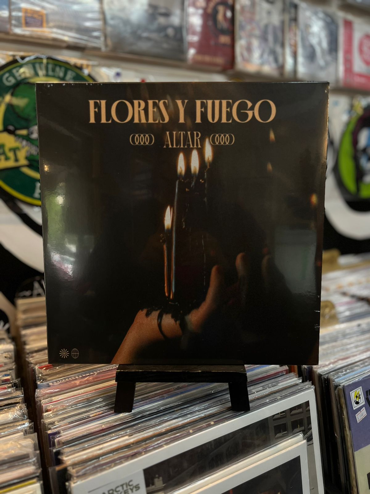 FLORES Y FUEGO - ALTAR