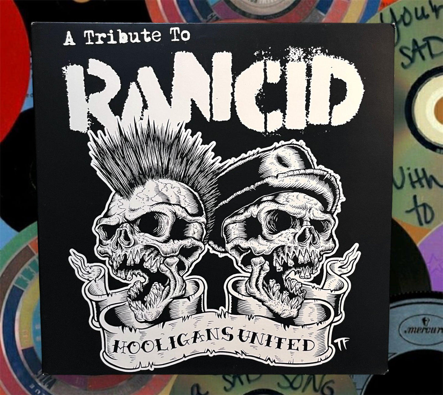 VARIOS - A TRIBUTE TO RANCID: HOOLIGANS UNITED